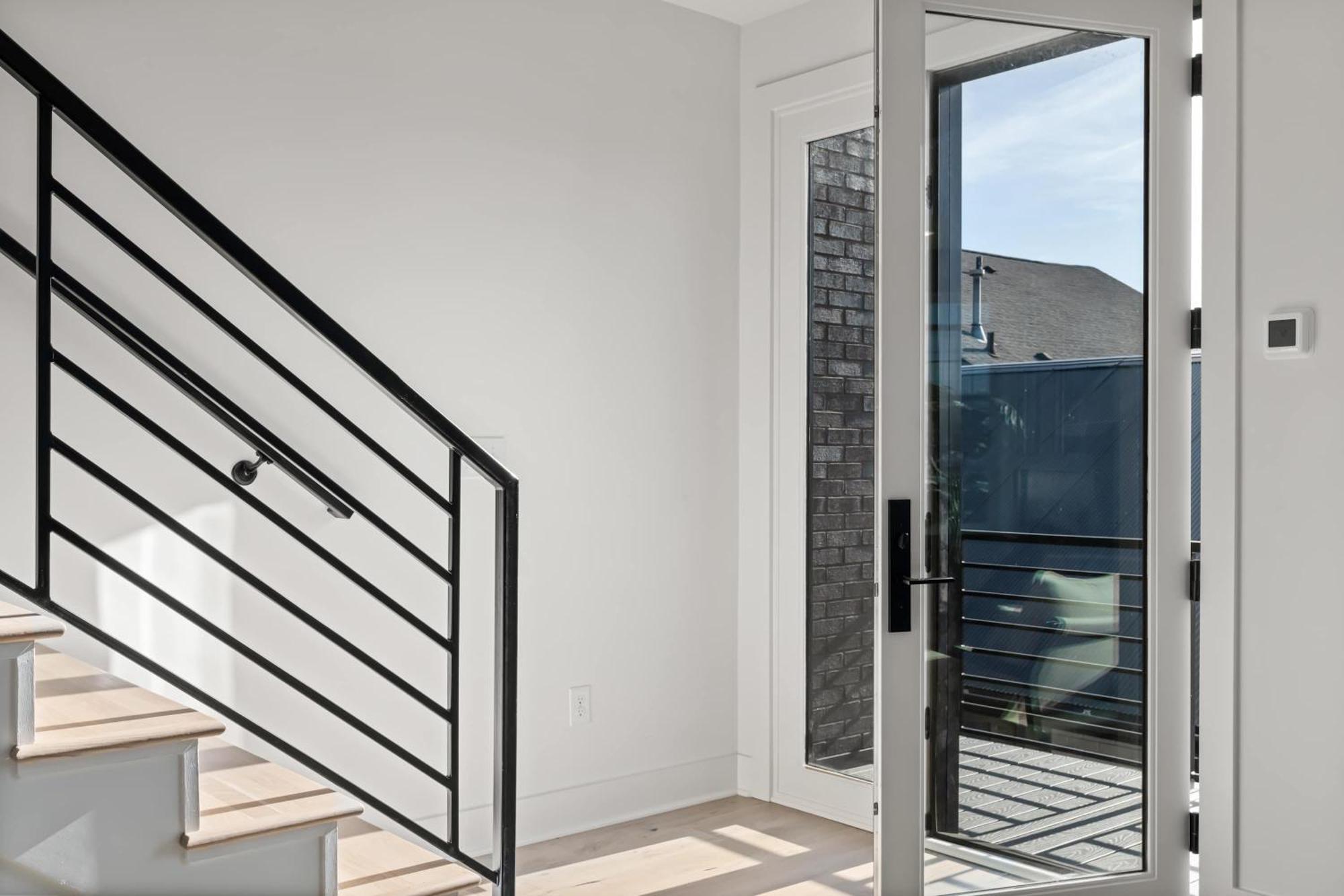 The Linden - Rooftop Views Refined Design New Holiday home Nashville