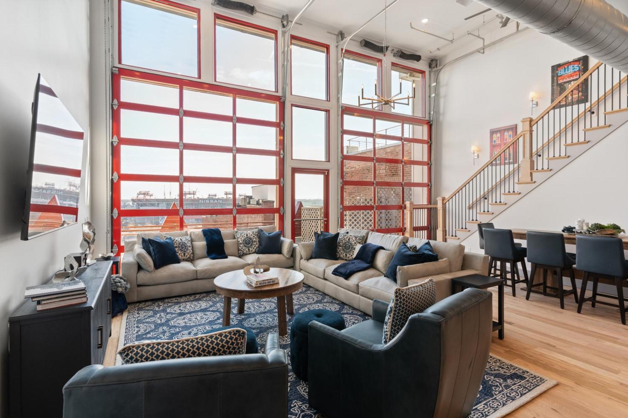 Majestic Lofts Of Apartment