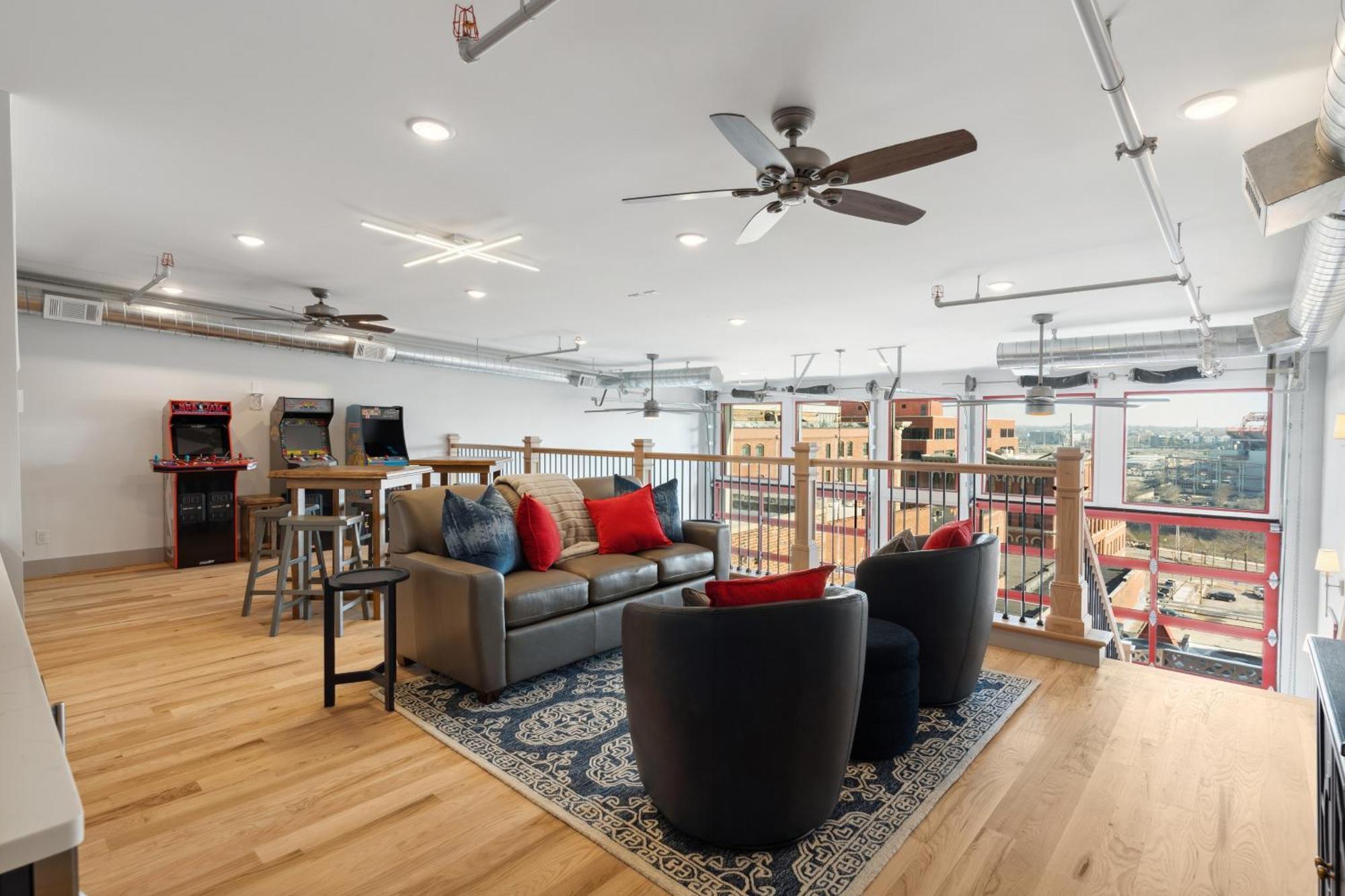 Majestic Lofts Of Apartment