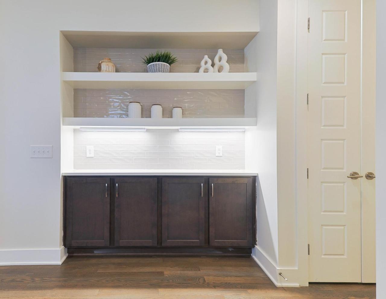 Stylish Brand-new Townhome Near Hotspots Nashville