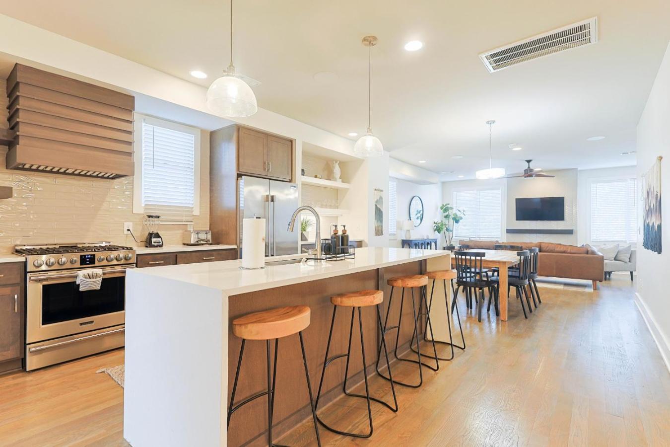 Stylish Brand-new Townhome Near Hotspots Nashville