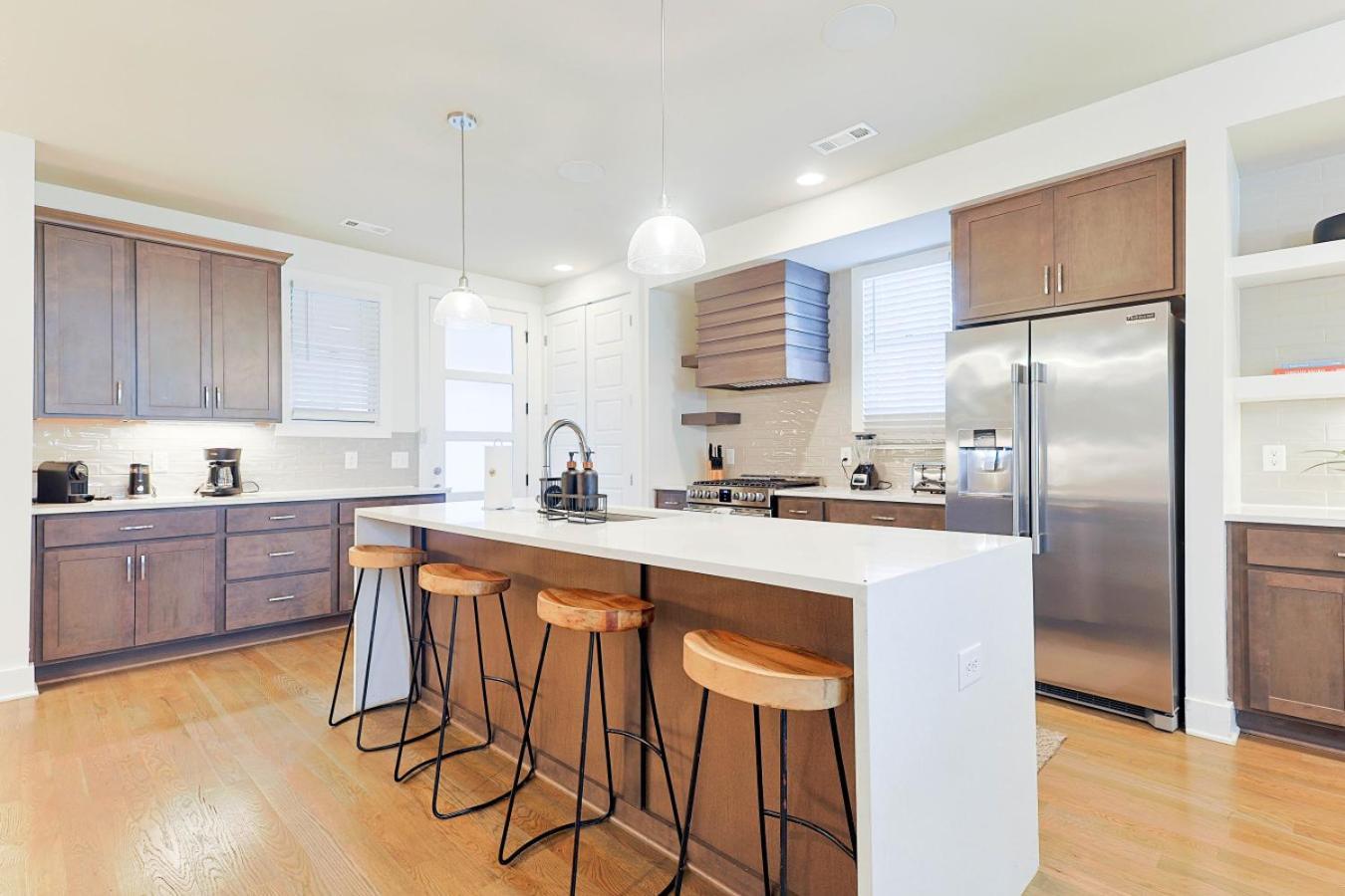 Stylish Brand-new Townhome Near Hotspots Apartment Nashville
