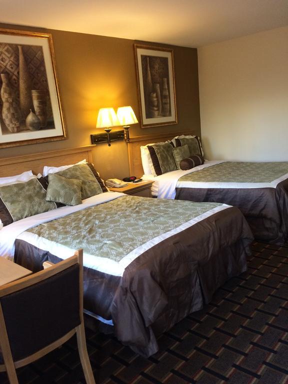 Motel Americas Value Near Downtown