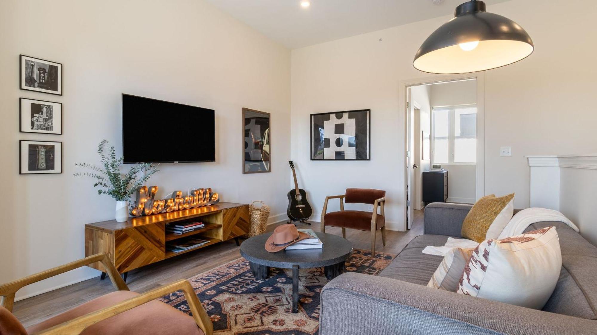 Apartment The Conway By Avantstay