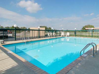 Sleep Near Percy Priest 4* Nashville