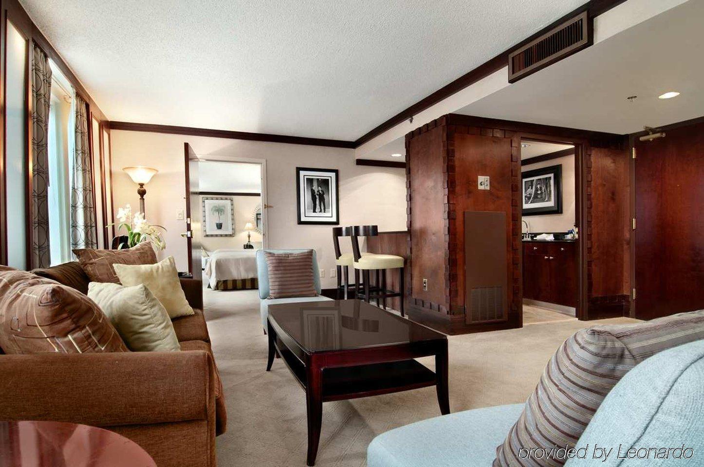 Hotel Hilton Downtown 4*