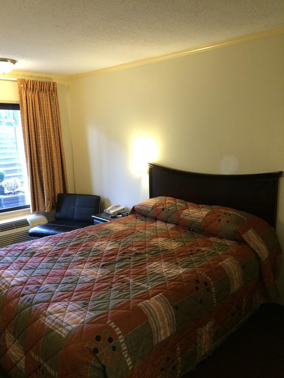 Hotel Knights - Downtown 2*