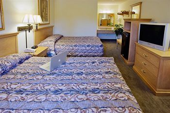 Americas Value Near Downtown Nashville