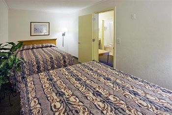 Americas Value Near Downtown Motel 2*