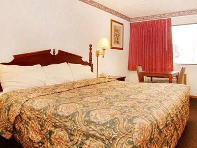 Econo North 2* Nashville