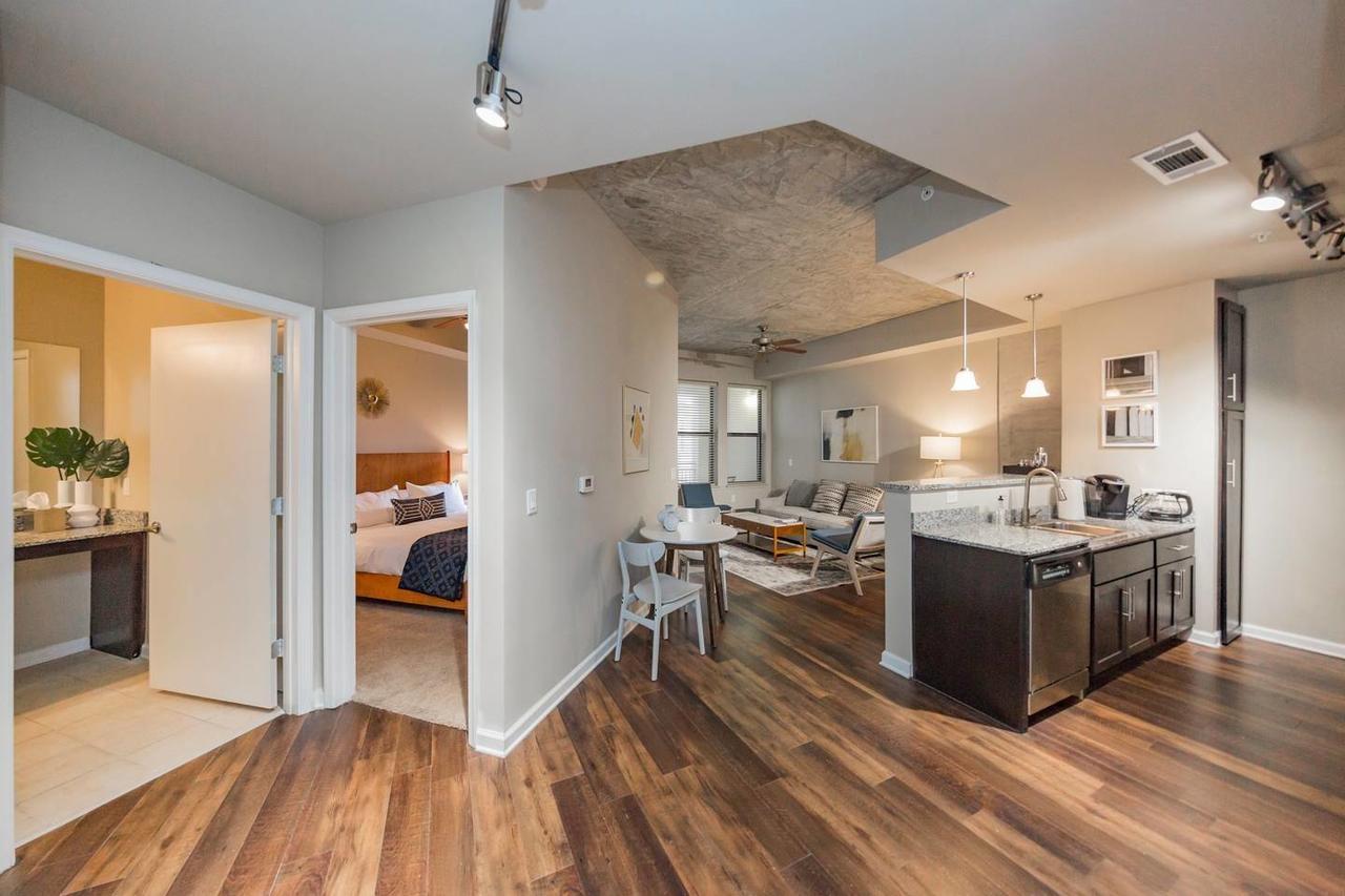 Hotel Express & West End - Univ Area By Ihg 3*