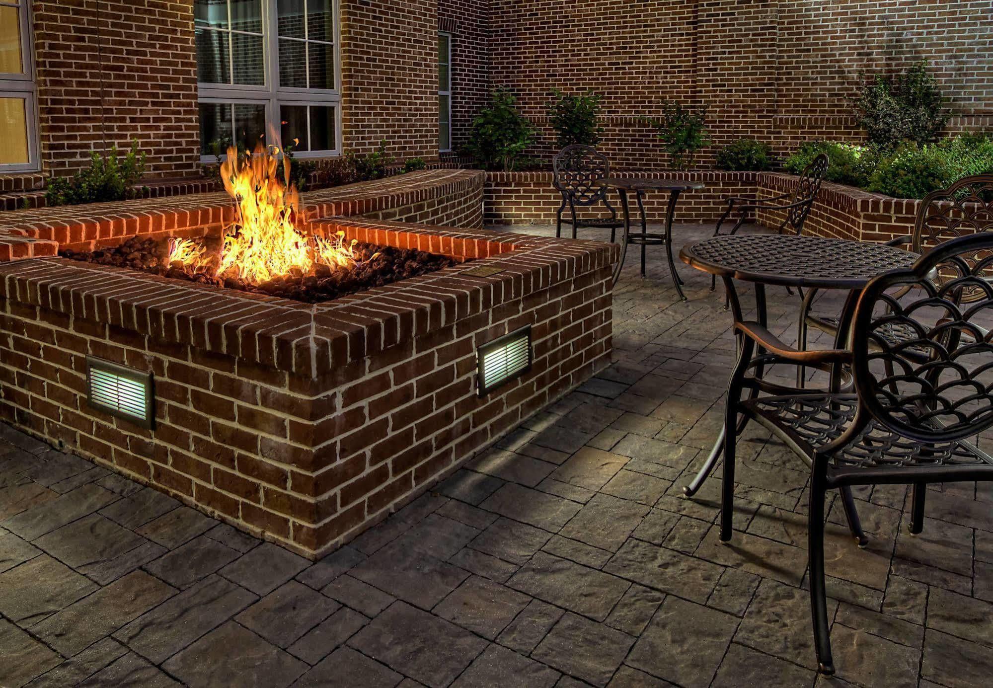 Courtyard By Marriott Hills Hotel Nashville
