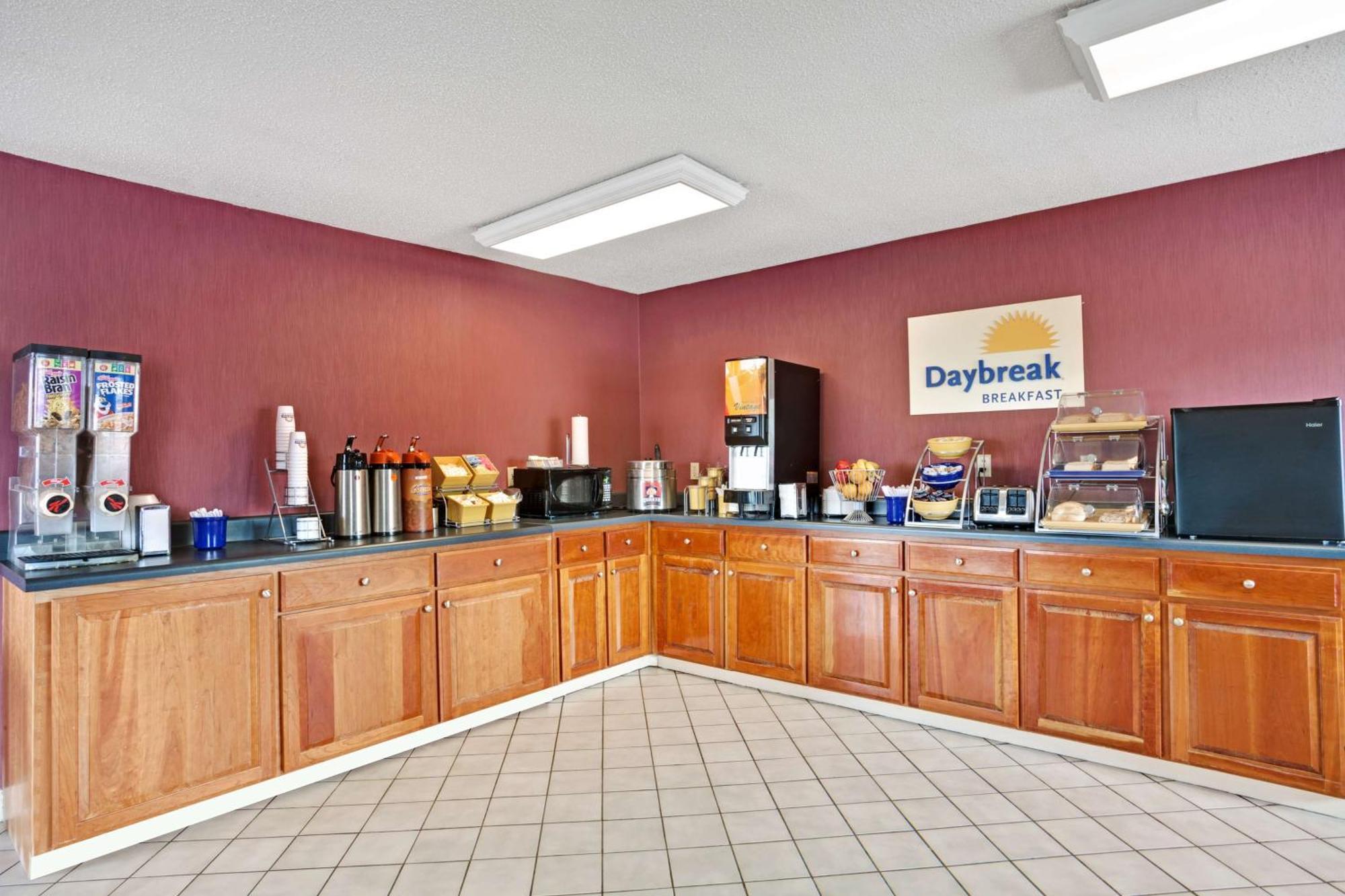 Days By Wyndham Joelton/nashville Nashville