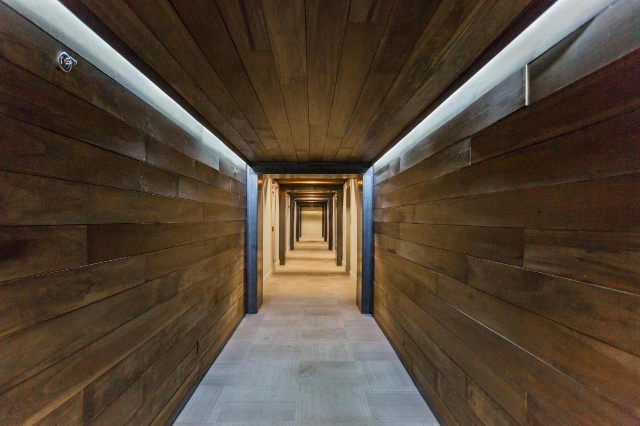 The Nashville Reserve, By Oliver