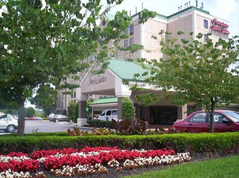Hotel Hampton & Nashville-airport 3*