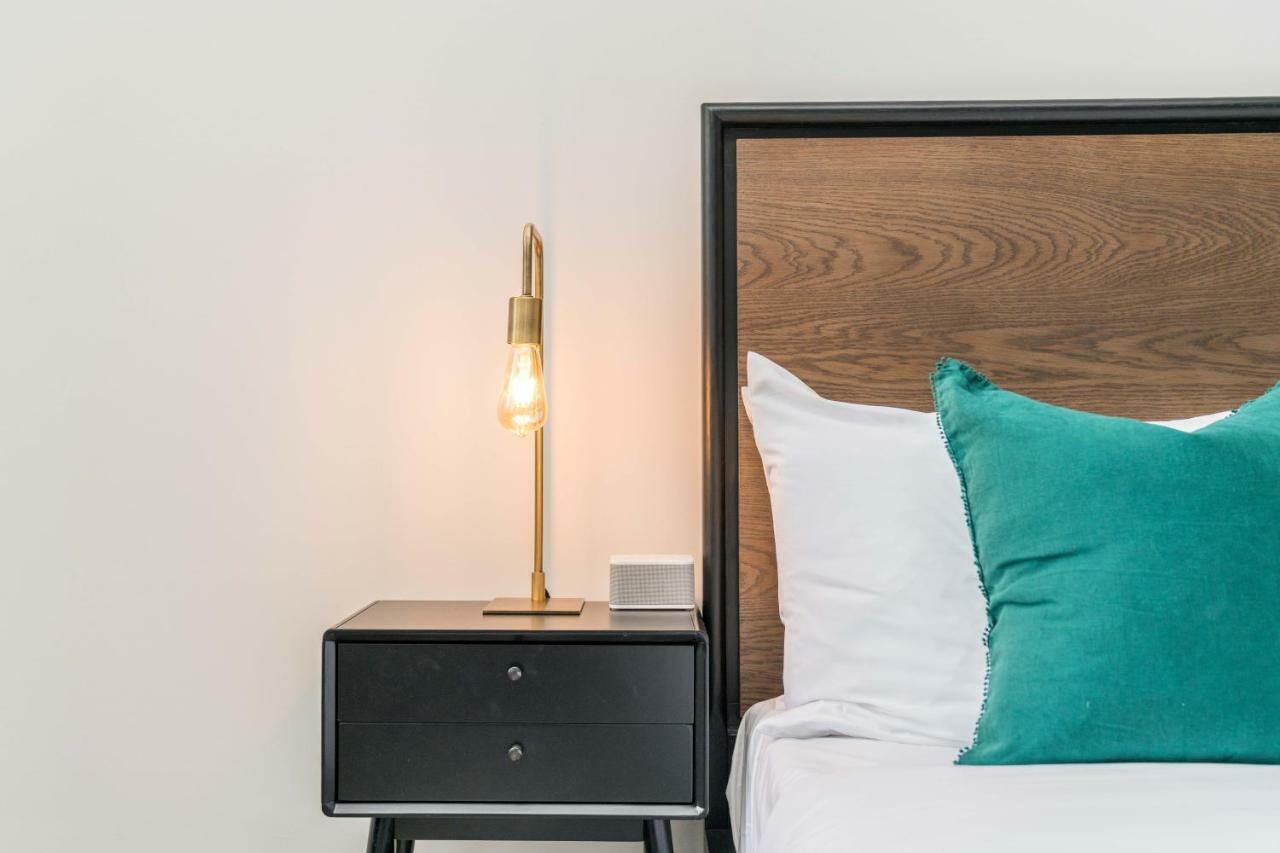 The Nashville Reserve, By Oliver