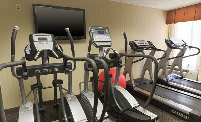 Hotel Drury & Airport 3*