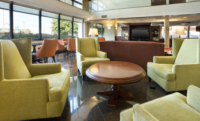 Drury & Airport Hotel 3*