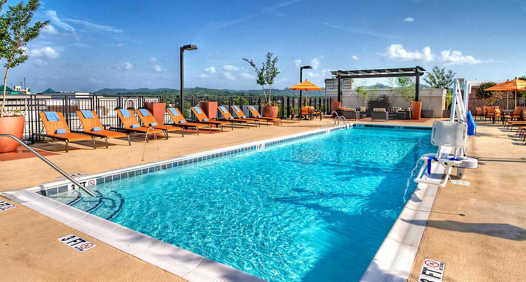 Courtyard By Marriott Hills 3*