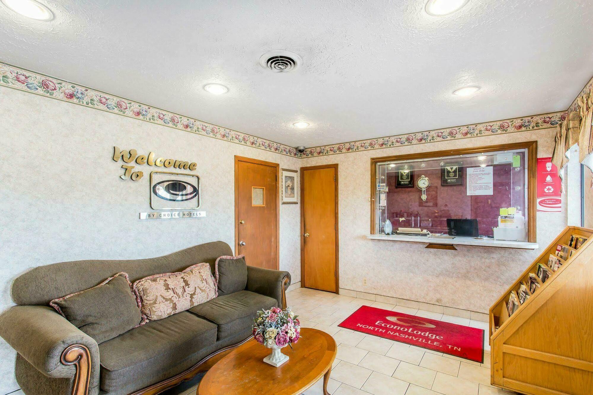 Econo North 2* Nashville