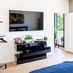Urban Lux Modern 2 Bdr/2 Ba Condo