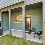 7 Mi To Dtwn Nashville: Modern Madison Townhome