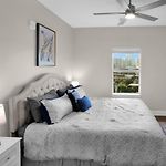 Palatial Abode Nashville With Downtown View & Free Parking