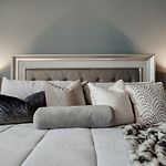 Lux Living In This 6Th Floor Condo Located In East Nashville Minutes To Downtown