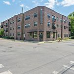 Trendy East Nashville Near Coffee Shops & Downtown
