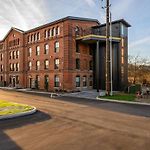 Regal Retreat In Nashville Pool Gym Free Parking