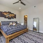 Luxury Four-Story Home With Rooftop Views, 10Min To Downtown! Sleeps 12!