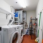 Artsy Chic 1Br Condo 30Day Min With Wifi Ac Parking Tv Furnished Rooftop