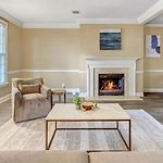 Landing Modern Apartment With Amazing Amenities