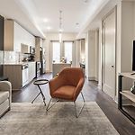 Landing Modern Apartment With Amazing Amenities