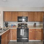 Landing Modern Apartment With Amazing Amenities
