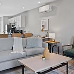 Landing At Fifty Forty Flats - 2 Bedrooms In Lenox Village