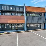 New Studio With 2 Beds 7 Mins To Broadway