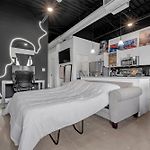 New Studio Sleeps 4 - 7 Mins To Dwtn