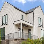 Relaxing Home In East Nash Walk To Shops And Cafes