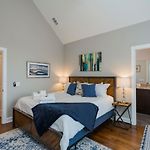 Relaxing Home In East Nash Walk To Shops And Cafes