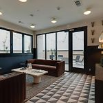Luxury Balcony Retreat • Near Broadway