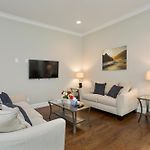 Modern Vacation Home I