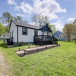 5 Min To Airport Pet Friendly Fire Pit Fenced Yard
