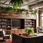 Memoir Wedgewood Houston