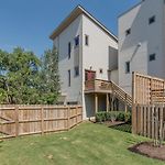 Great Location, Large Home - Roof Deck, Walk To Ni