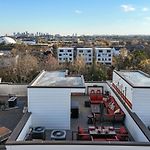 Cool Nashville Townhouse Close To Downtown