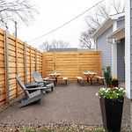 Music City Charmer Tons Of Beds Thirty Day Minimum