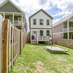 Spacious Nashville Home With 7 Beds 4 Bedrooms And 2.5 Bathrooms