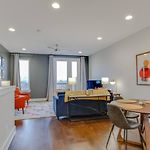 Skyline Views Romantic Fun Downtown Location