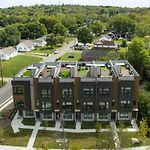 The Ryman 4 Bedroom Haven With Scenic Rooftop